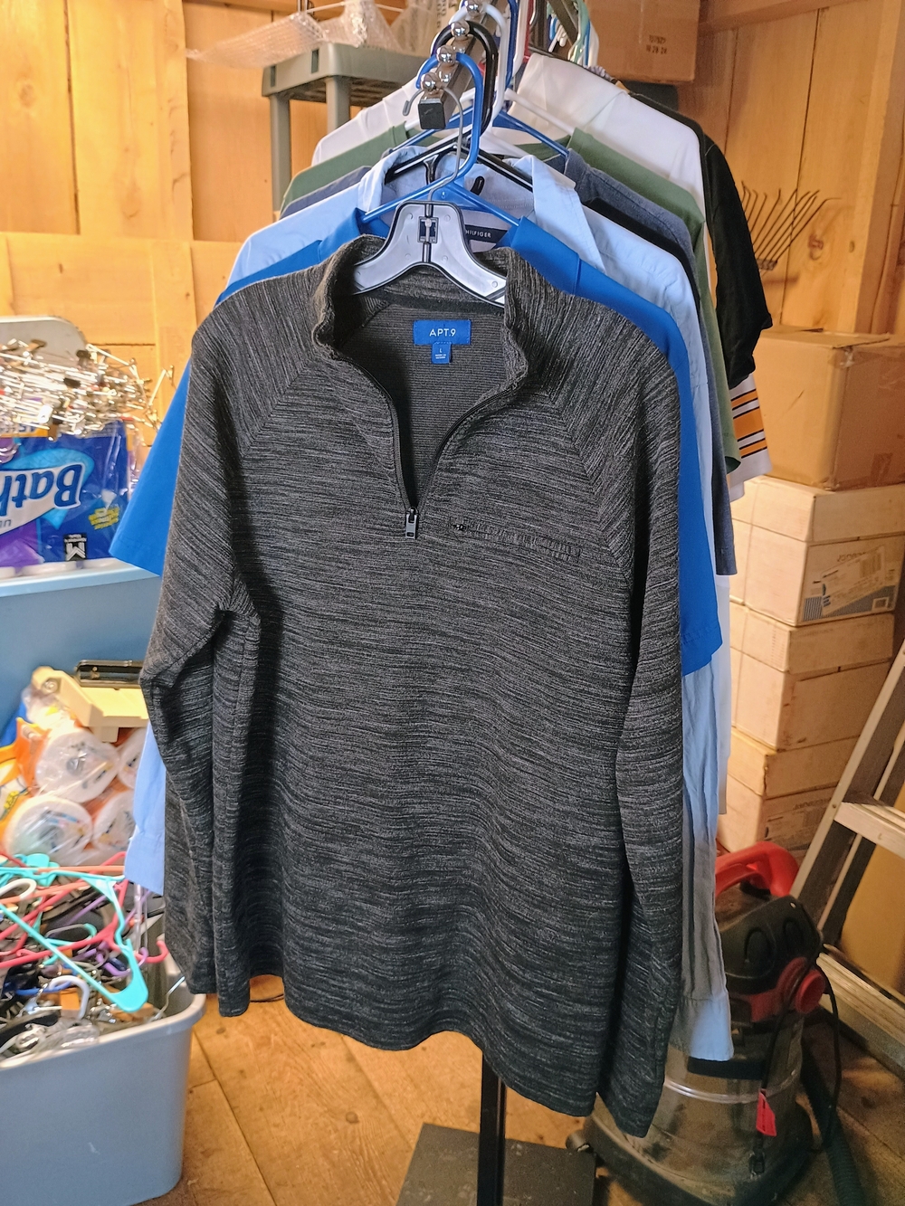Apt. 9 Men’s Black Heather Quarter-Zip Pullover Bin 32